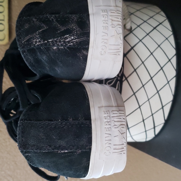 VGUC- Women’s Leather Shimmer Leopard Print Chuck Taylor All Stars - Picture 6 of 9